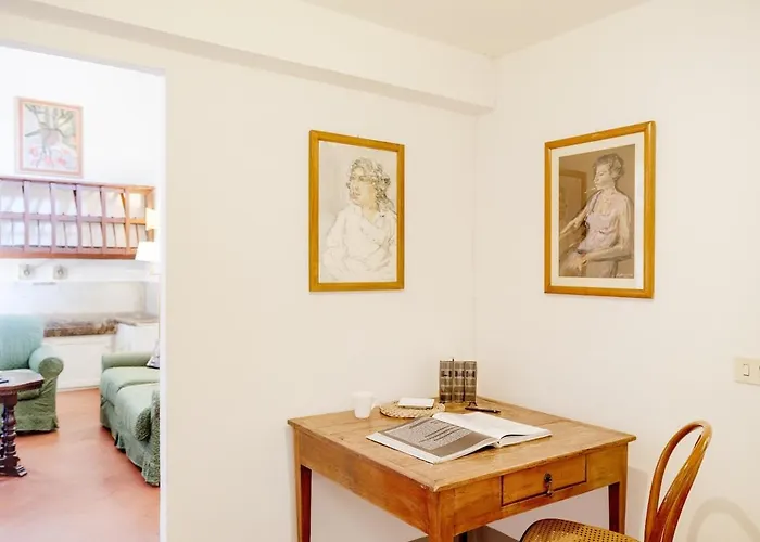 Torquato - Unique From A Renaissance Kitchen Appartement *
